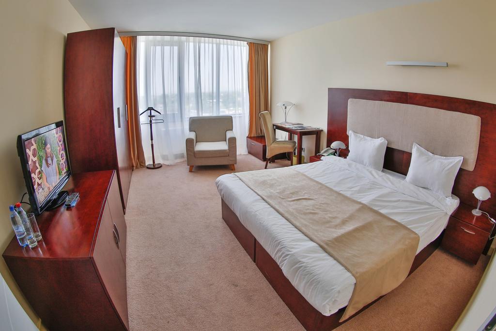 Arena Hotel Kur Mingəçevir Buitenkant foto