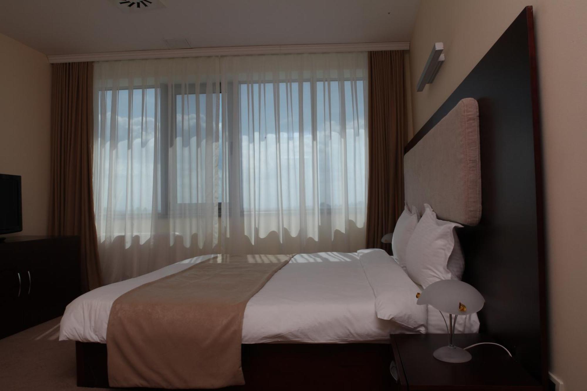 Arena Hotel Kur Mingəçevir Kamer foto
