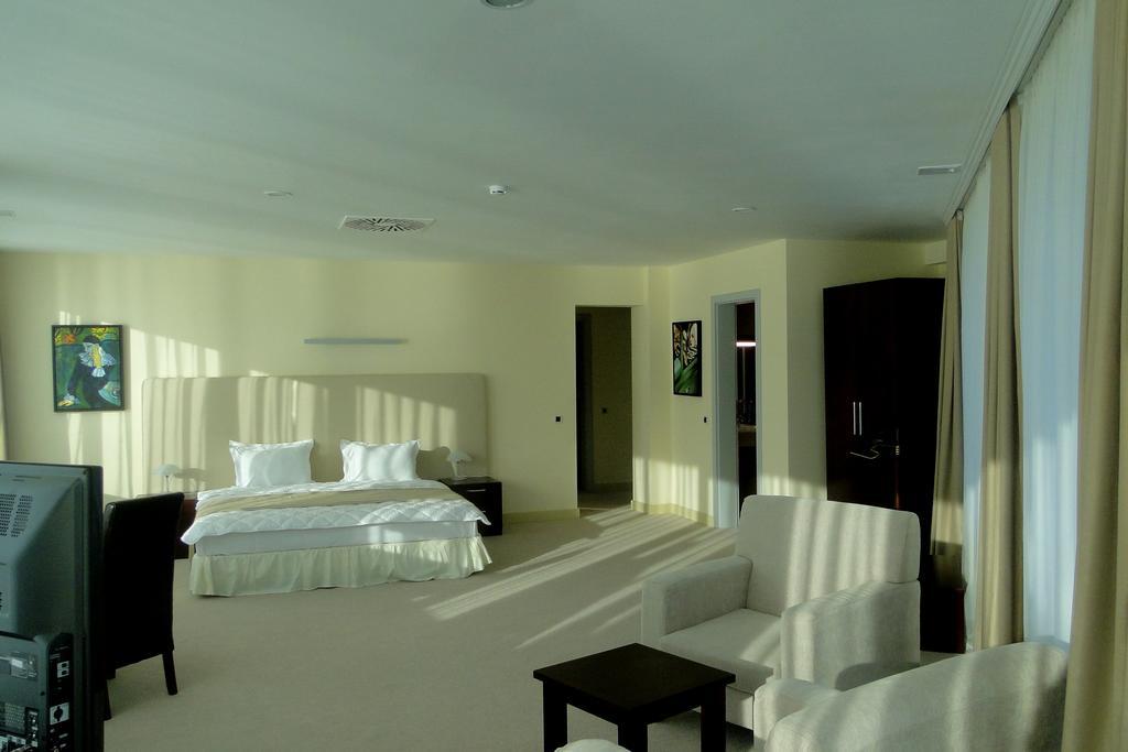 Arena Hotel Kur Mingəçevir Buitenkant foto